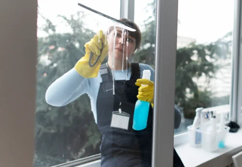 Nettoyage de vitres intérieures et extérieures à Rubempré